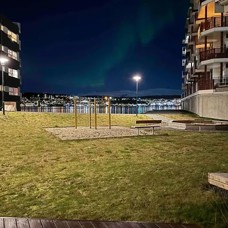 Koselig Leilighet Med Utsikt Appartement
